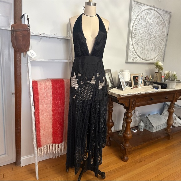 SOLD Free People Celeste Maxi Dress - Picture 5 of 10